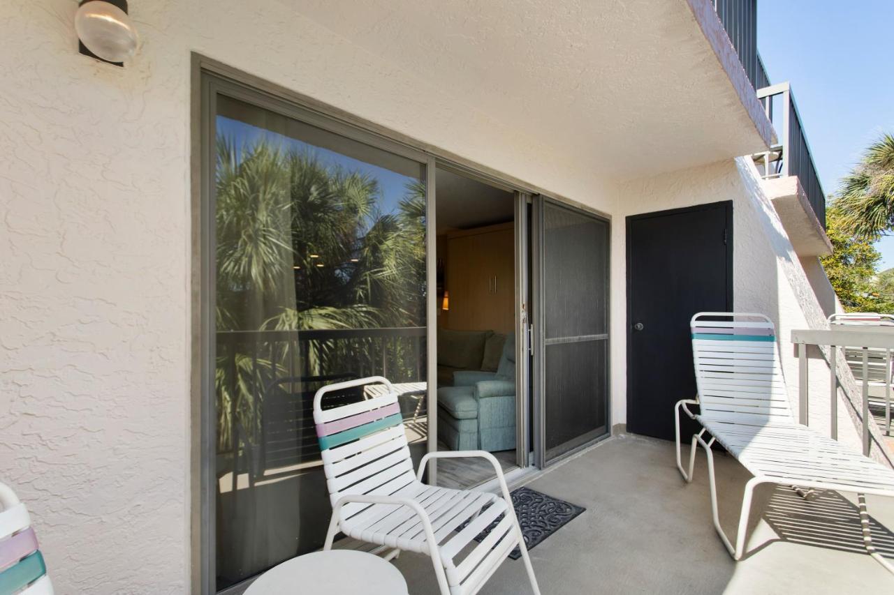 Gulf Gate Resort By Travel Resort Services St. Pete Beach Extérieur photo