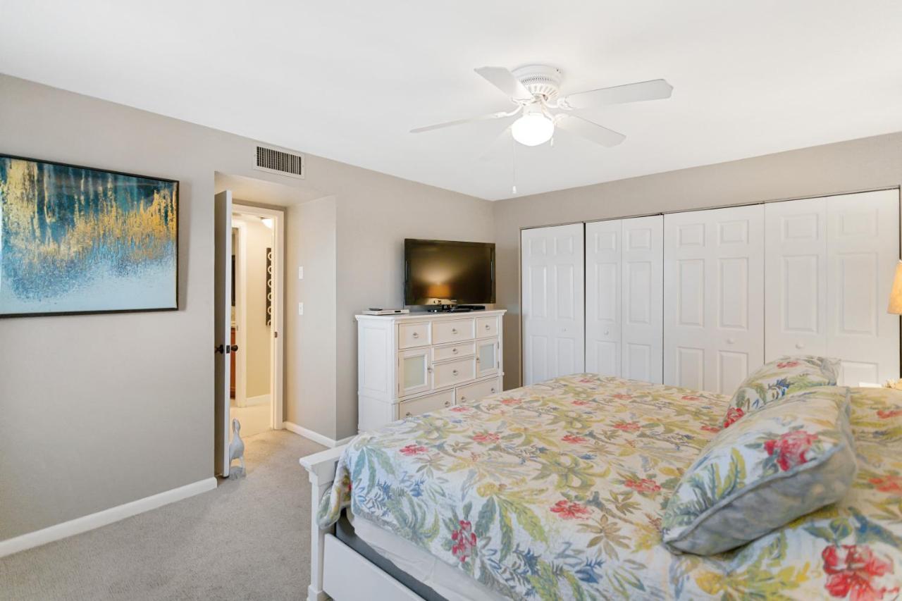 Gulf Gate Resort By Travel Resort Services St. Pete Beach Extérieur photo