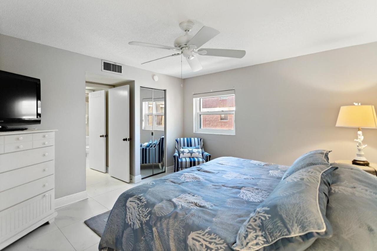 Gulf Gate Resort By Travel Resort Services St. Pete Beach Extérieur photo