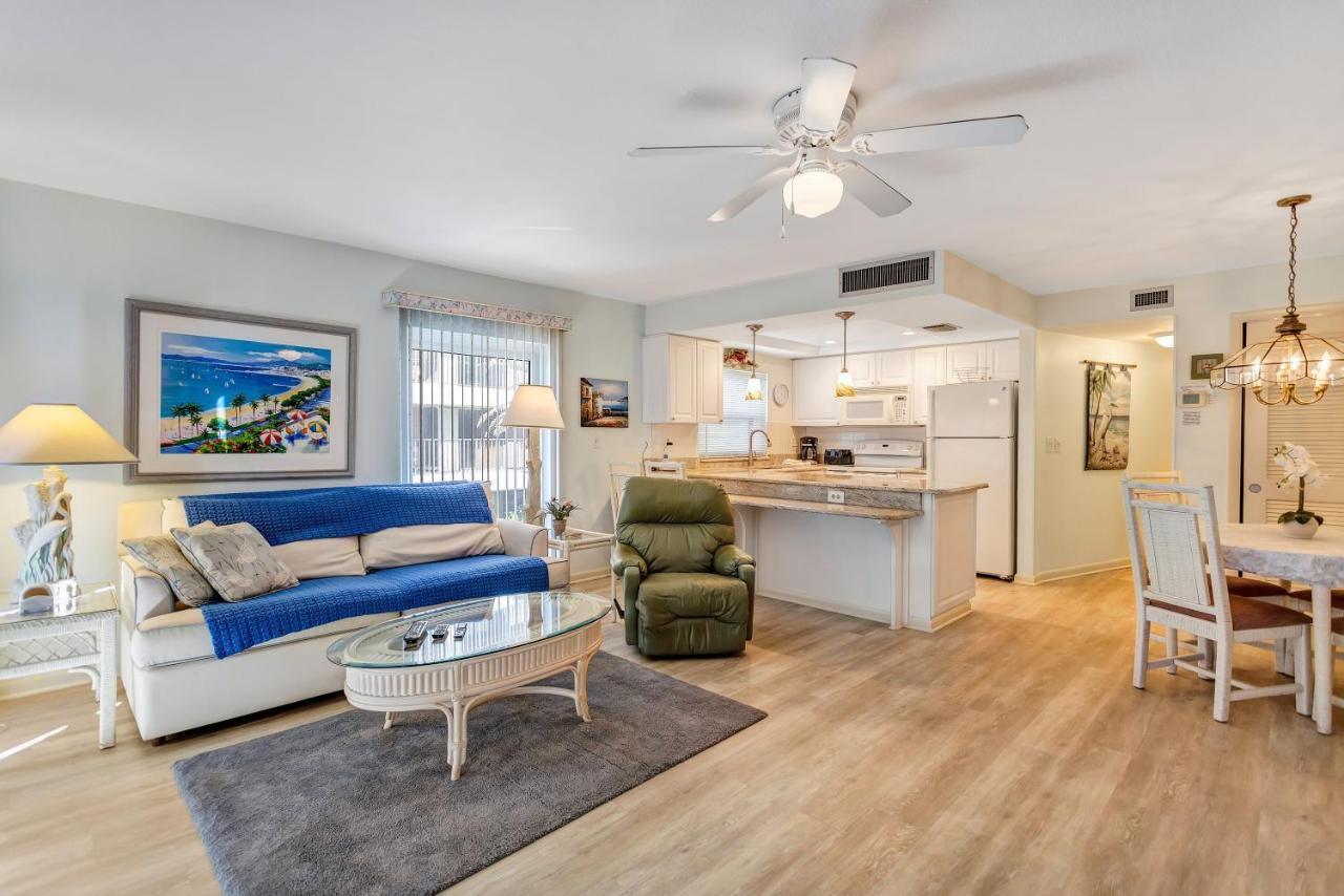 Gulf Gate Resort By Travel Resort Services St. Pete Beach Extérieur photo
