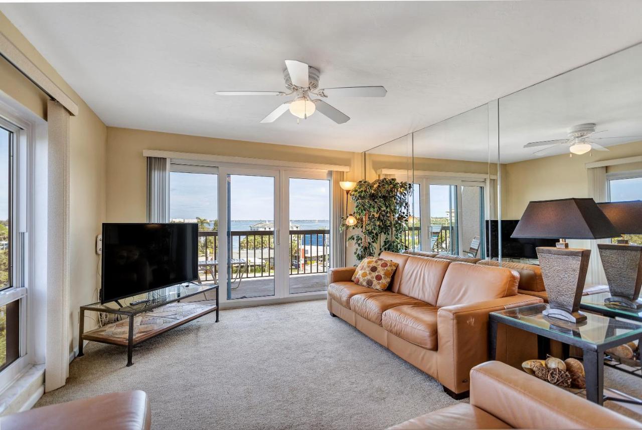 Gulf Gate Resort By Travel Resort Services St. Pete Beach Extérieur photo