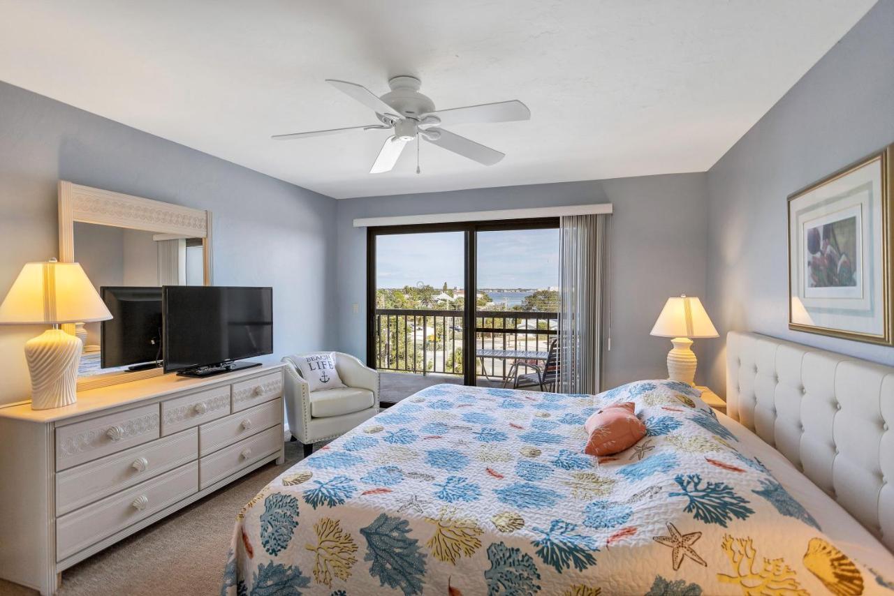 Gulf Gate Resort By Travel Resort Services St. Pete Beach Extérieur photo